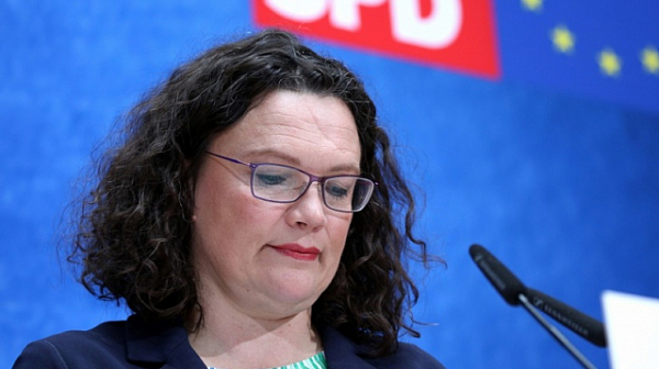 Лидерът на германските социалдемократи подаде оставка