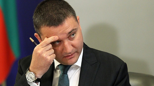 Горанов не бил виновен за субсидиите, няма оставка