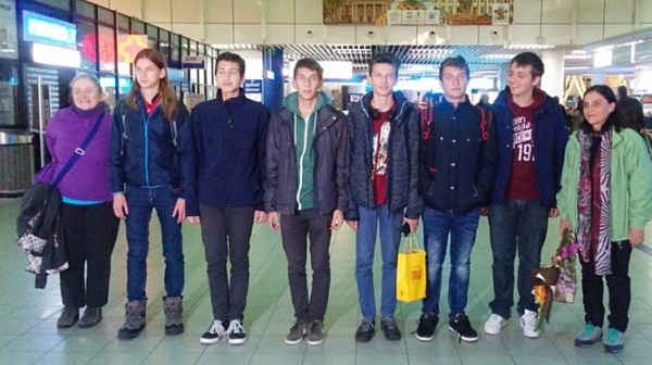 Български ученици с три медала  от Международна олимпиада по астрономия