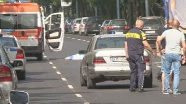 Джип блъсна пътен полицай в Пловдив и го уби на място
