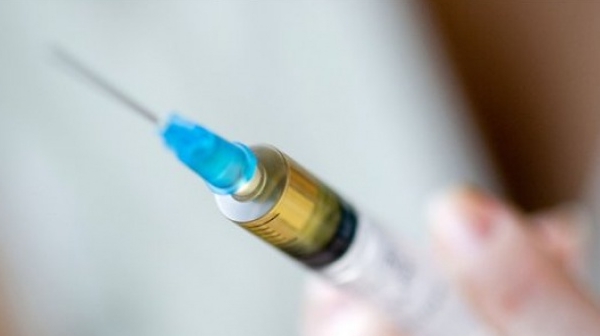Скандал с негодни ваксини и в Полша: хиляди са инжектирани