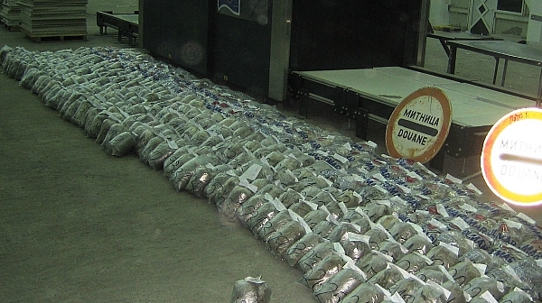 Над 37 кг. хероин задържаха митнически служители на ГКПП - Дунав мост 1