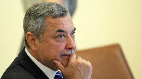 Пет партии искат оставката на Валери Симеонов