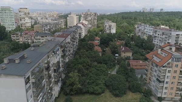 Жители на квартал ”Гоце Делчев” скочиха срещу застрояването