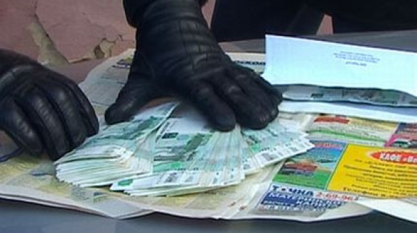 Старци пак хвърлят хилядарки на ало-измамници в Хасково