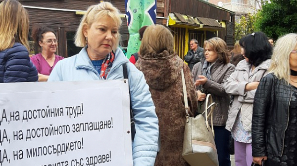 Медиците в Сливен започват ефективна стачка