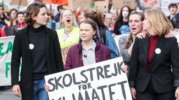 Хиляди  младежи излязоха на протест с искане за мерки срещу климатичните промени в Белгия