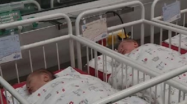 4 бебета проплакаха на Бъдни вечер в болница ”Шейново”
