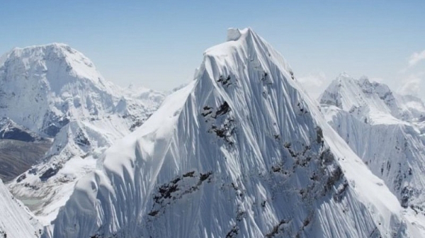 Откриха пет тела на катерачи в Хималаите