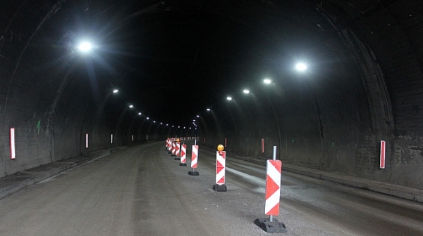 Започва строеж на 17 нови пътни тунела