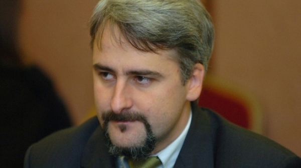 Кашъмов пред Фрог: Абсолютно скандално е предложението съдебни дела да се гледат „на тъмно”