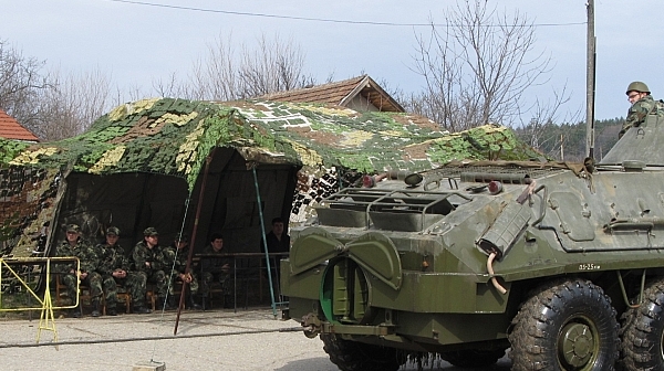 Военни разиграват действия при тероризъм в ”Ново село”