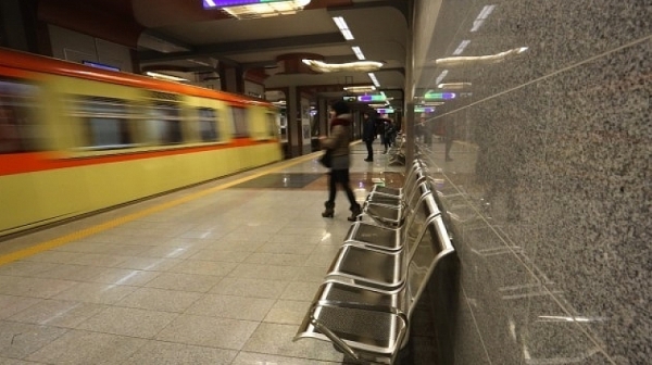 През уикенда спират движението по отсечка от метрото в София