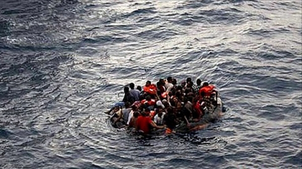 Италия затваря пристанищата си заради бежанците