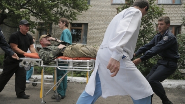 Постигнаха примирие в Донбас за първия учебен ден