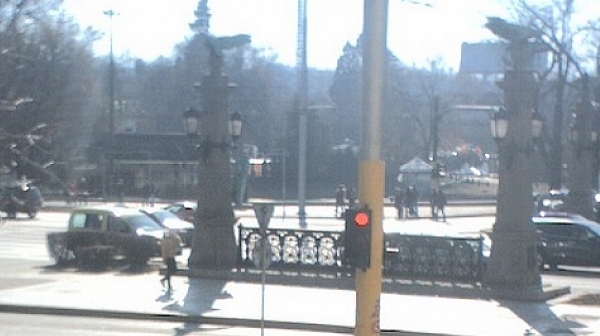 Автобус и тролей се удариха в София