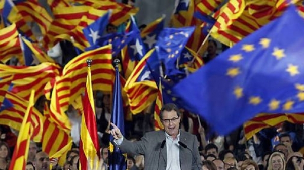 Испанското правителство поднови разговорите с Каталуния