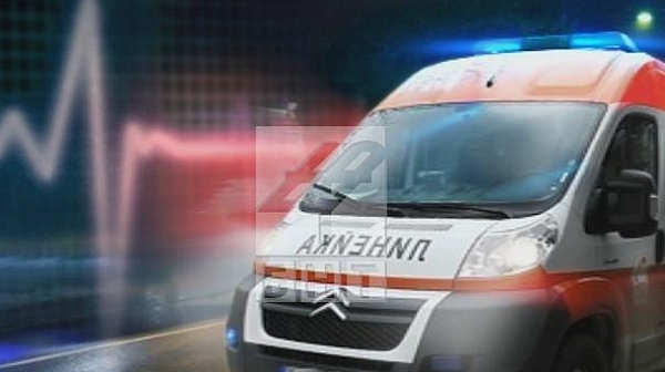 Трима мотористи са приети в ямболската болница след катастрофа