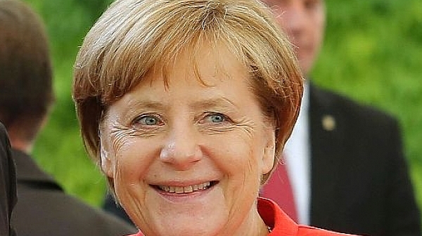 Меркел не ще ”Северен поток-2” без Порошенко