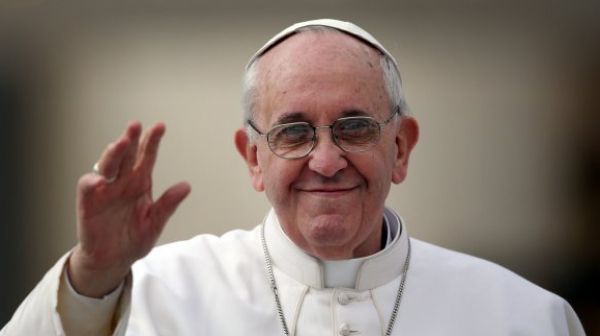 Дякон Иван Иванов: Папа Франциск чупи всички стереотипи