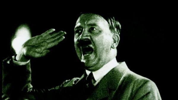 Според КГБ Хитлер се е отровил и след това се е гръмнал