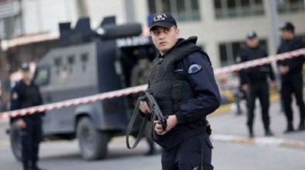 Задържаха в Турция 449 души за ”пропагандиране на тероризъм” в интернет