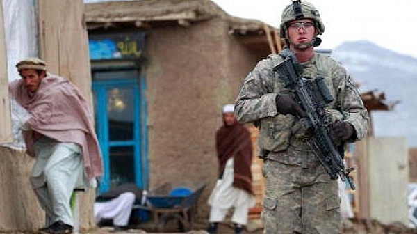Афганистанец уби четирима американски войници