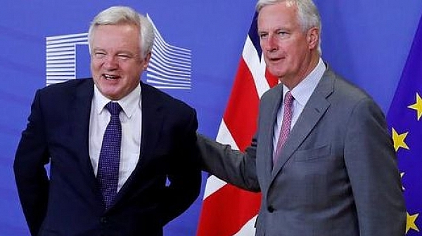 Британският парламент ще блокира Брекзит ако няма споразумение с ЕС