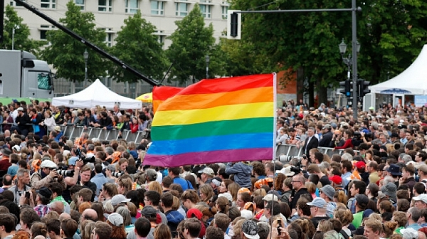 Оспорват в конституционния съд гей браковете в Германия
