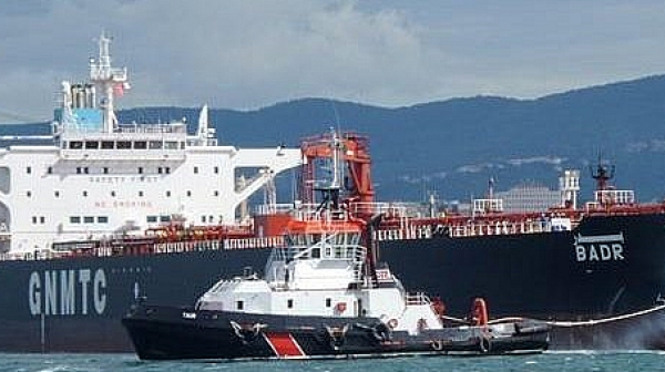 Сагата с либийския танкер ”Бадр” в Бургас се заплита все повече