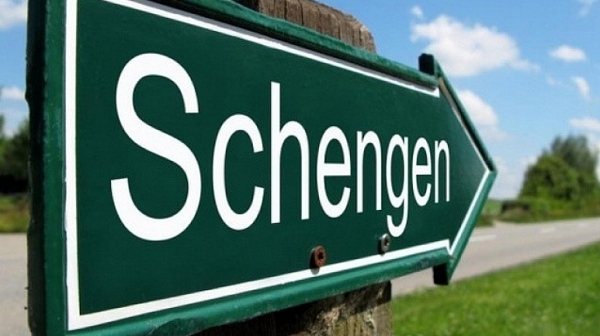Гърция бeснее, че Германия спря действието на Шенген за гърци