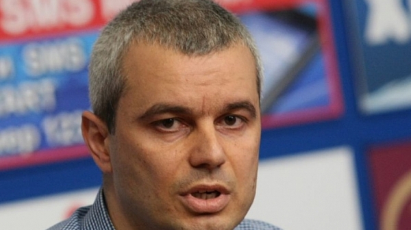 Костадинов пред Фрог: Правителството на Борисов е вредно и продажно, поискахме оставка