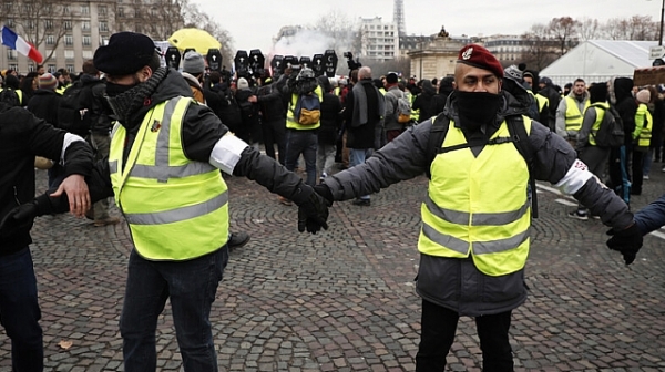 ”Репортери без граници” се включиха в протестите във Франция