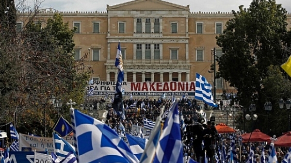 Гърция гласува днес Преспанското споразумение