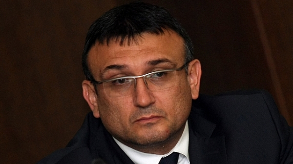 Демократична България: Маринов да бъде оттеглен заради тежкия провал на властта в сектор „Сигурност“