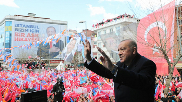 Партията на Ердоган иска касиране на изборите
