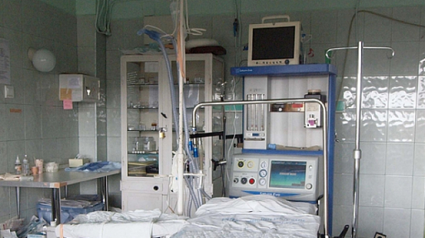 Осъдиха медицинска сестра за убийството на 4 пациенти в Италия