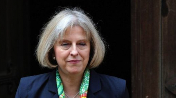 Британският парламент принуди Мей да иска отлагане на Брекзит