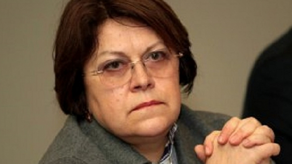 Татяна Дончева: Борисов го стяга чепика от американците и направиха шпионския скандал