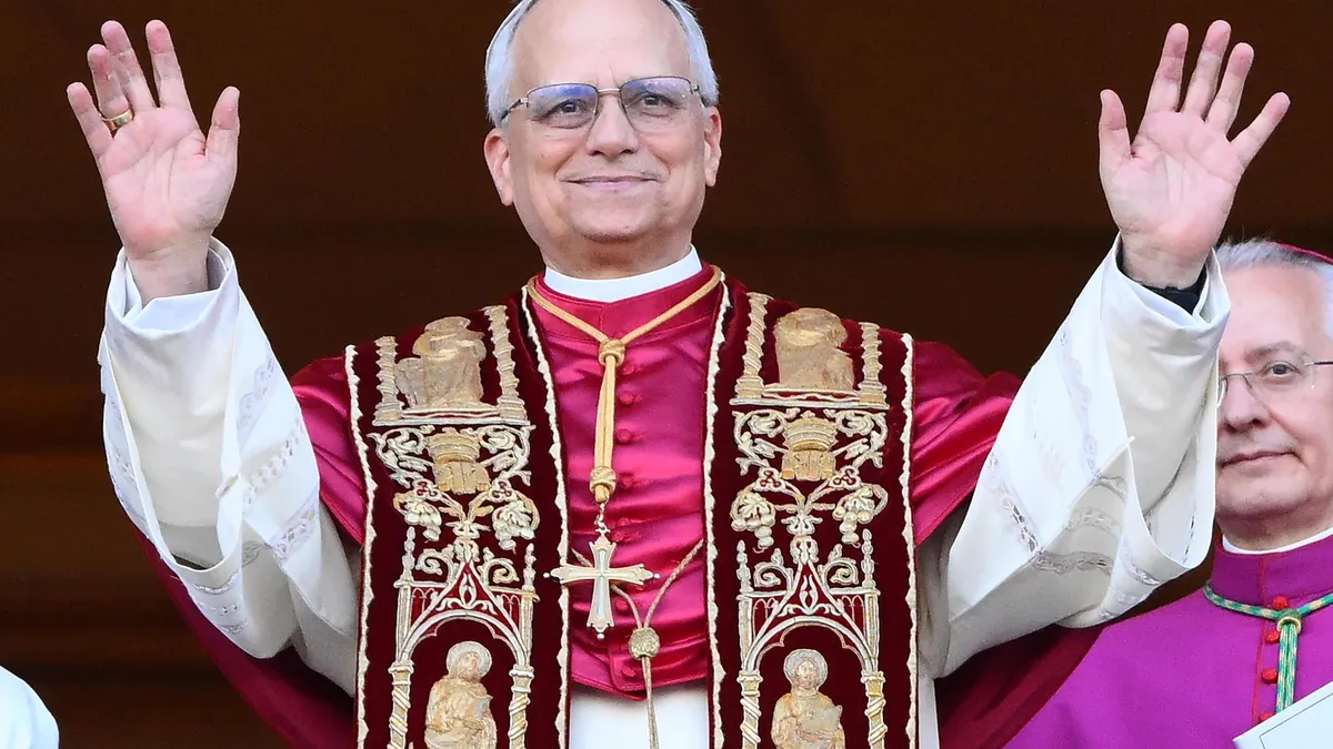 Повтарям призива си към всички хора с добра воля да