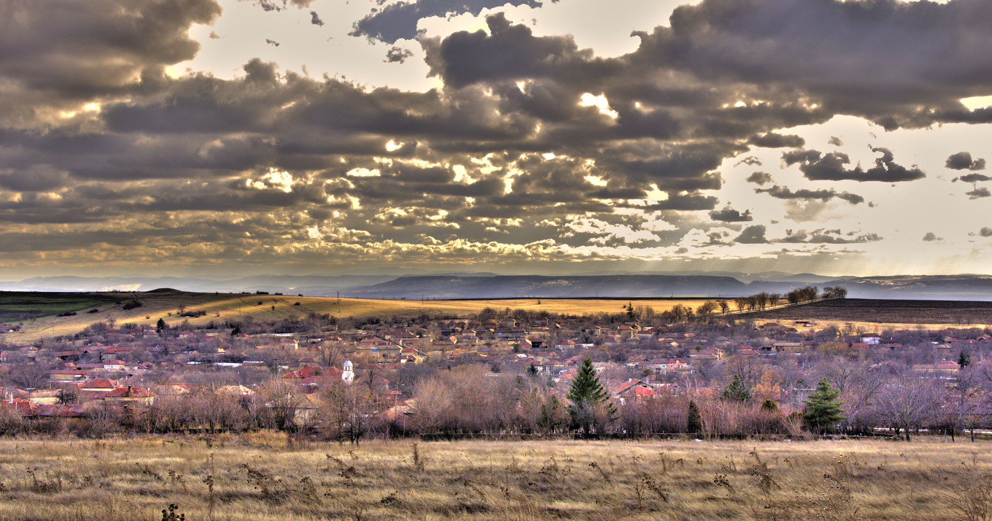 Референдумът се проведе през пролетта и демонстрира изключително висока избирателна
