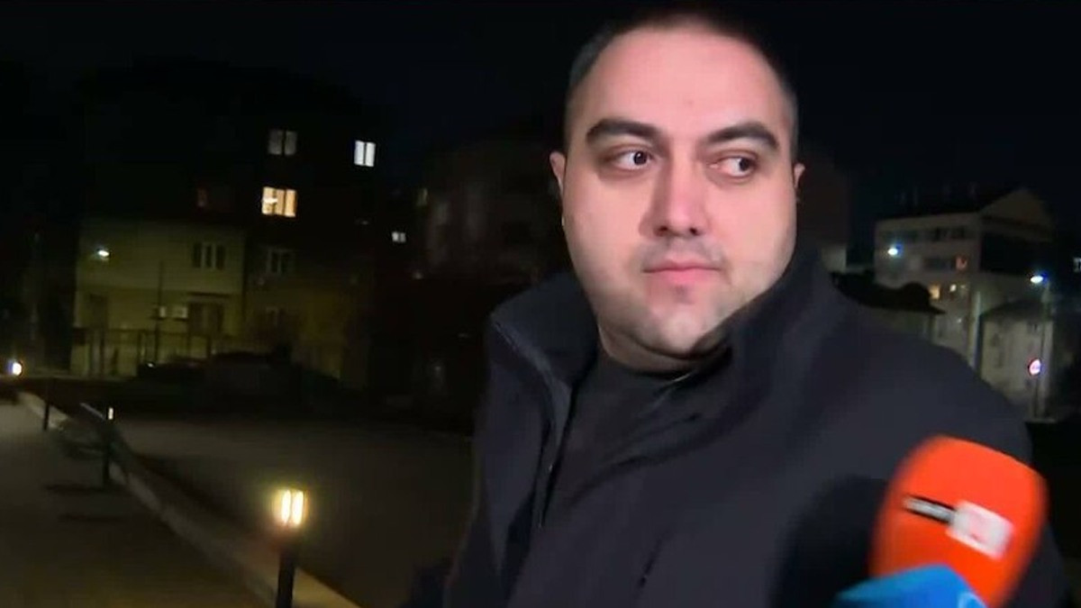 По време на заседанието Евтимов отрече да е знаел за