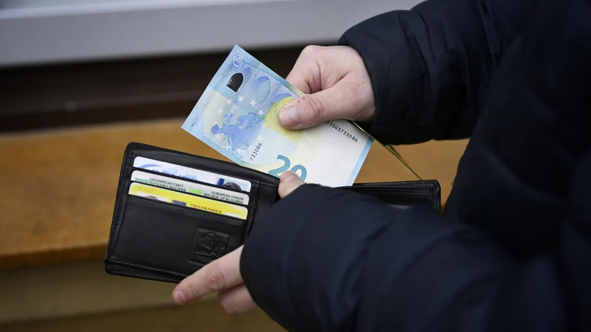 Изплащането ще продължи до 20 януари Пенсионерите у нас които