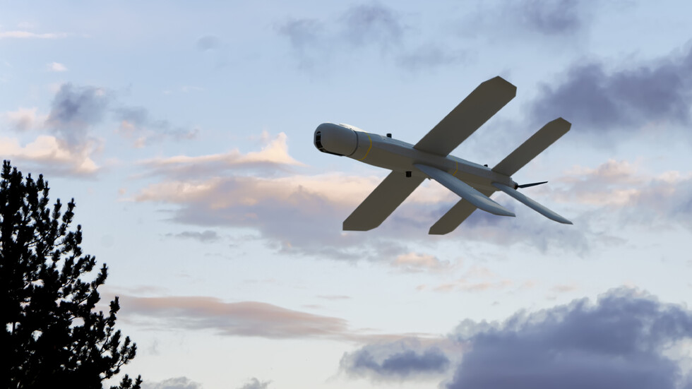 Държавният оператор Укренерго съобщава че дроновата атака е поразила енергийни