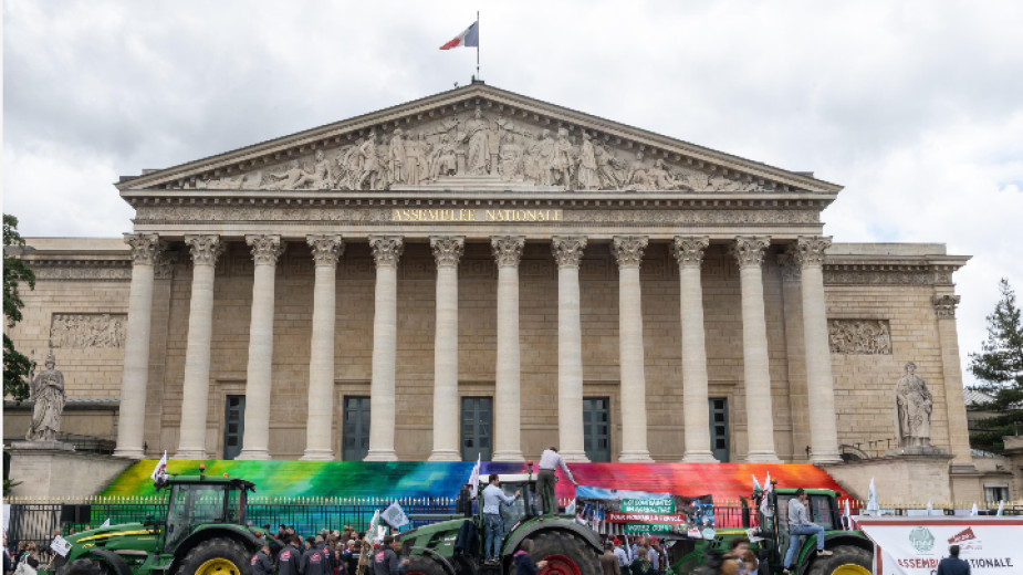 В Белгия земеделци блокираха магистрали пътни възли и гранични трасета
