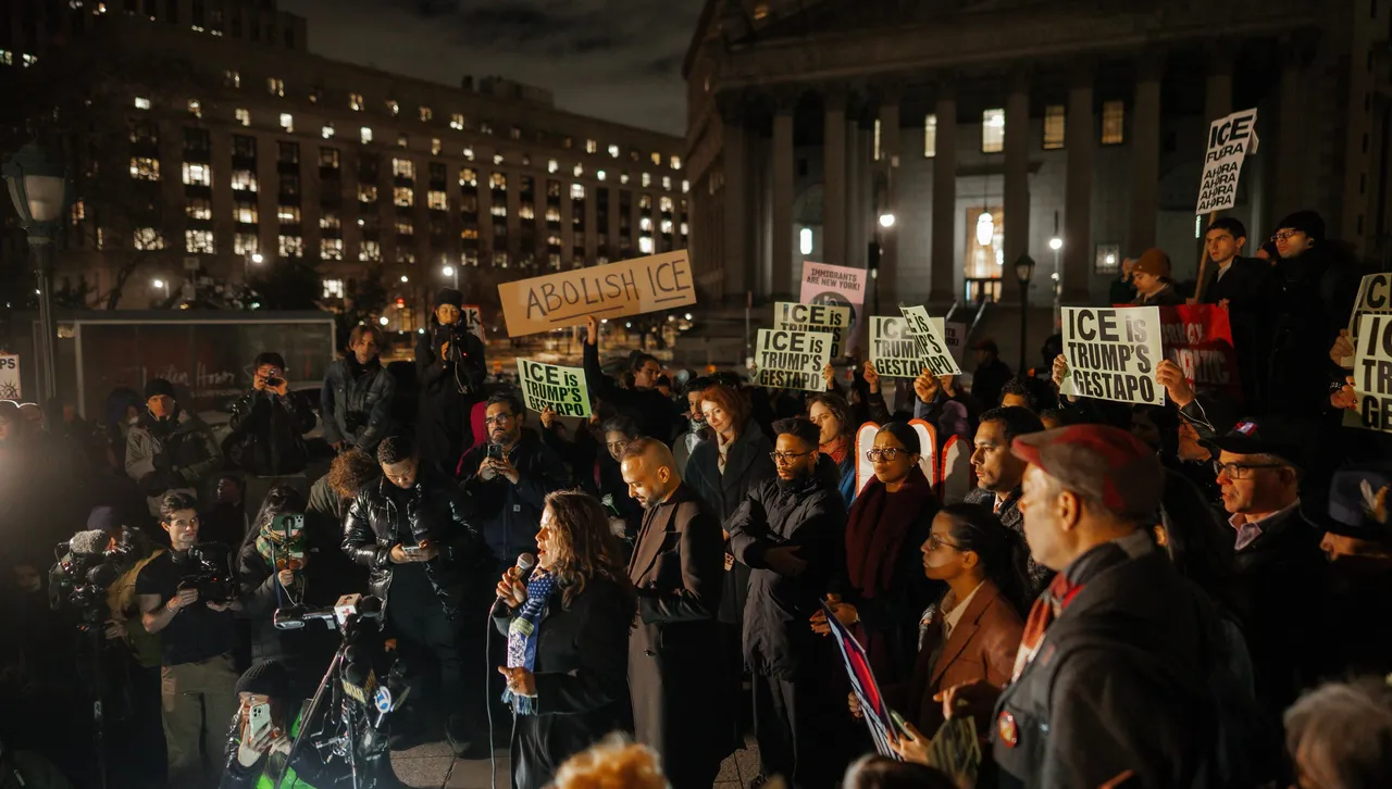 Демонстрациите са част от разрастваща се вълна от недоволство в