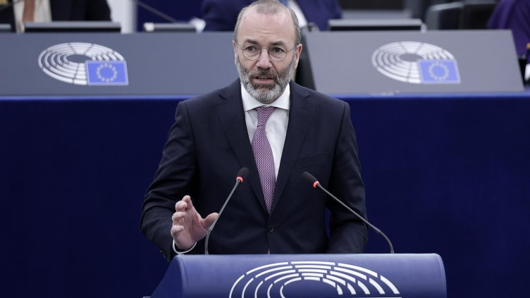 Вебер подчертава че това е първият ясен сигнал към Вашингтон