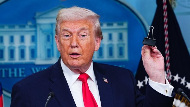 Няколко дни след старта на TRUMP съпругата на президента Мелания