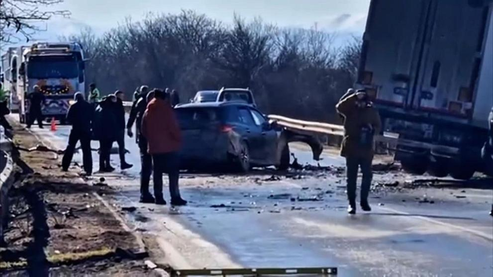 Инцидентът се случи около 7 30 ч при усложнена метеорологична