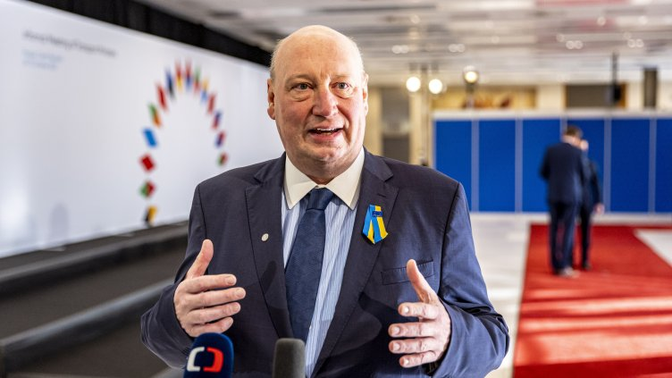 Разочарован съм но приемам решението на Комисията и се радвам